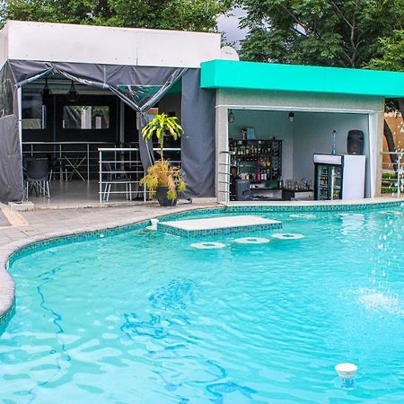 The Escape Lodge Lusaka Exterior photo