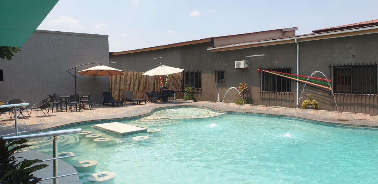 The Escape Lodge Lusaka Exterior photo